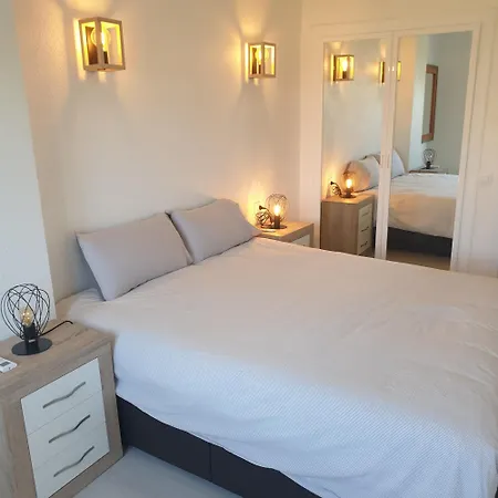 Apartment Sea View Front Punta Prima *